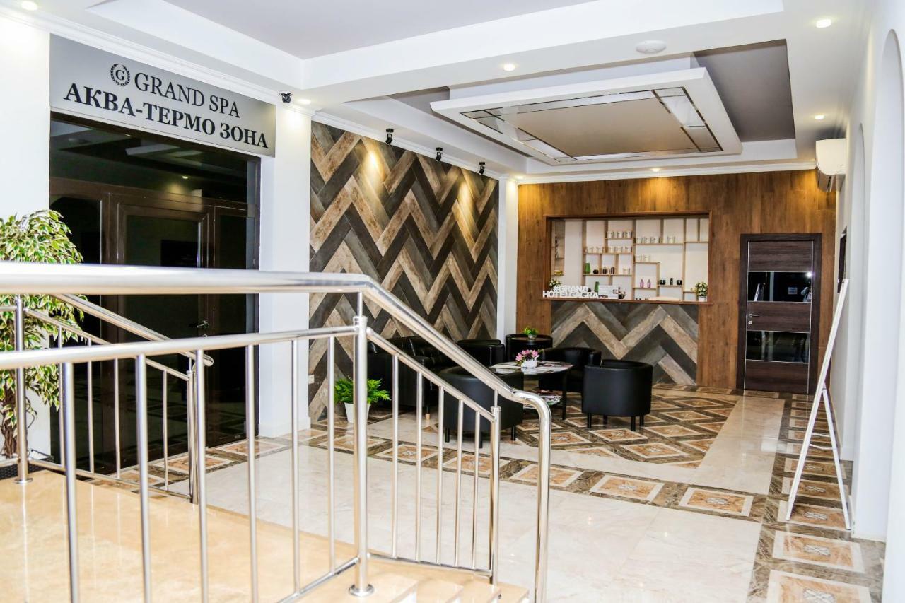 Grand Hotel Gagra Exterior foto