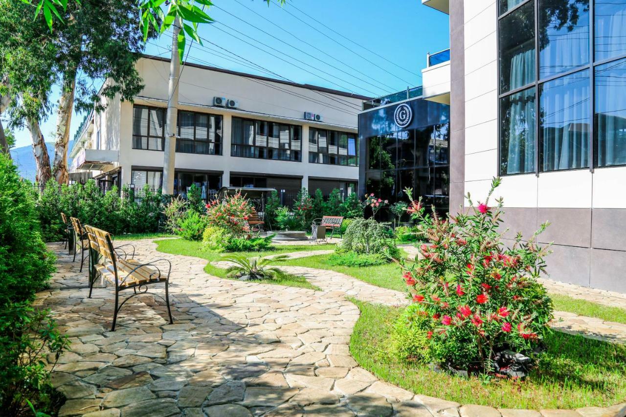 Grand Hotel Gagra Exterior foto